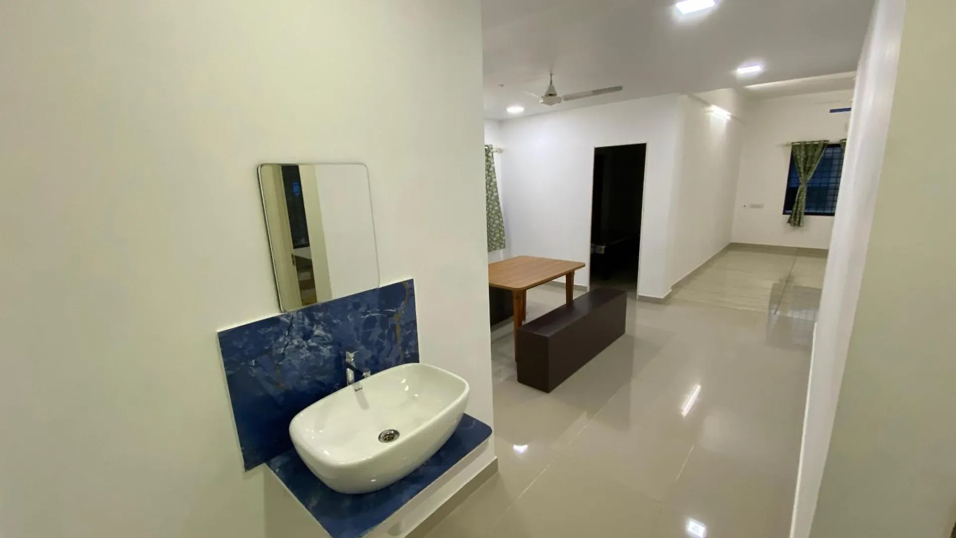 Vr City Home Stay Kochi